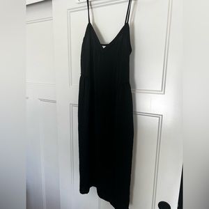The perfect little black dress